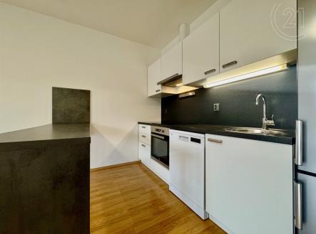 . | Pronájem bytu, 3+kk, 58 m²