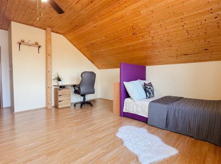 . | Prodej - dům/vila, 274 m²