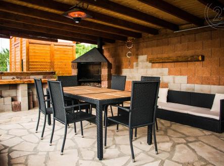 . | Prodej - dům/vila, 274 m²