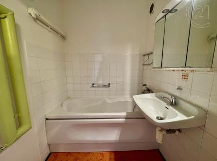 . | Pronájem bytu, 3+1, 74 m²
