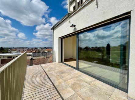 . | Pronájem bytu, 3+kk, 60 m²