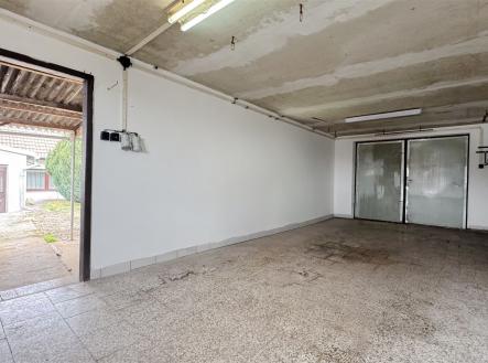 . | Prodej - dům/vila, 165 m²