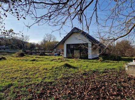 . | Prodej - pozemek pro bydlení, 784 m²
