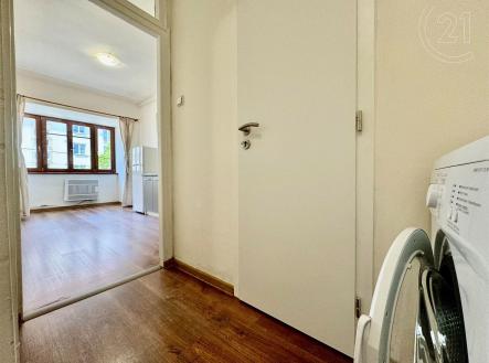 . | Pronájem bytu, 1+1, 44 m²