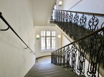 . | Pronájem bytu, 2+kk, 60 m²