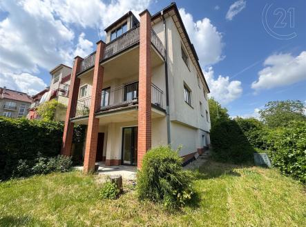 . | Pronájem bytu, 2+kk, 67 m²