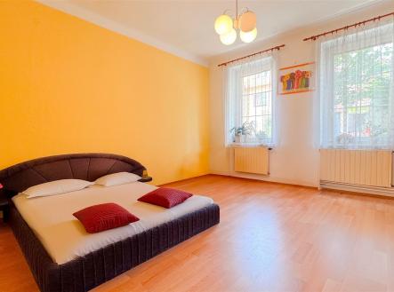 . | Prodej - dům/vila, 200 m²