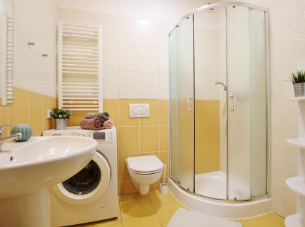 . | Pronájem bytu, 2+kk, 44 m²