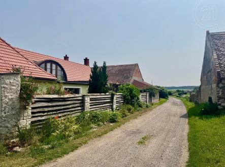 . | Prodej - dům/vila, 176 m²