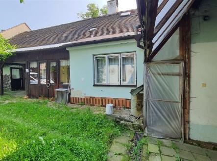 . | Prodej - dům/vila, 850 m²