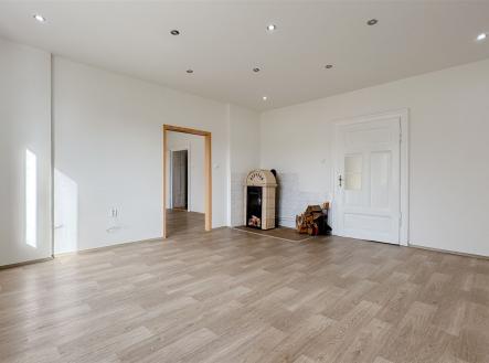 . | Prodej - dům/vila, 553 m²