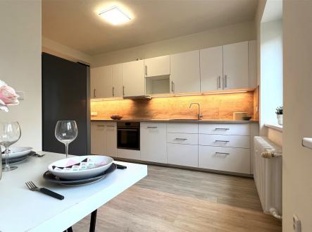 . | Pronájem bytu, 2+1, 72 m²