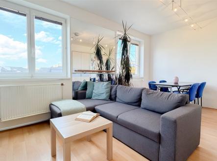 . | Pronájem bytu, 3+1, 69 m²