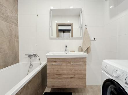 . | Prodej bytu, 2+kk, 52 m²