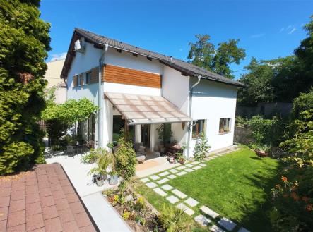 . | Prodej - dům/vila, 226 m²