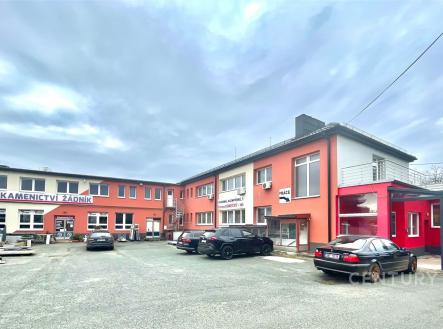 . | Pronájem - kanceláře, 39 m²