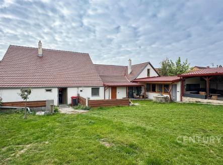 . | Prodej - dům/vila, 310 m²