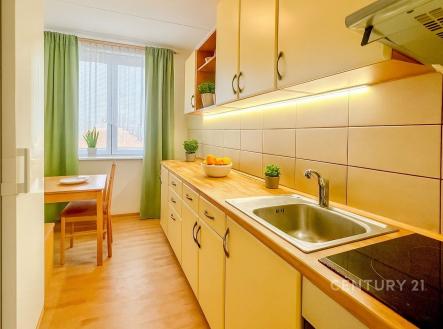 . | Pronájem bytu, 4+1, 80 m²