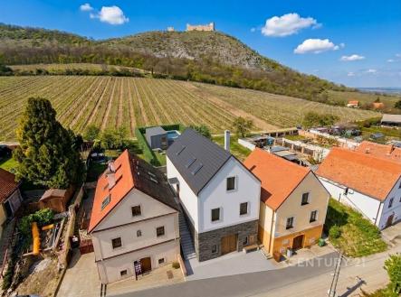. | Prodej - pozemek pro bydlení, 323 m²