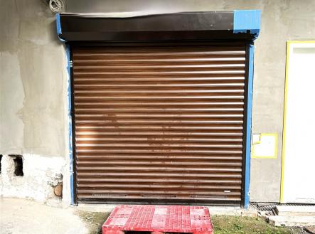 . | Prodej - malý objekt/garáž