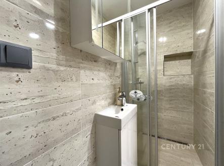 . | Pronájem bytu, 1+1, 34 m²