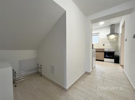 . | Pronájem bytu, 1+1, 34 m²