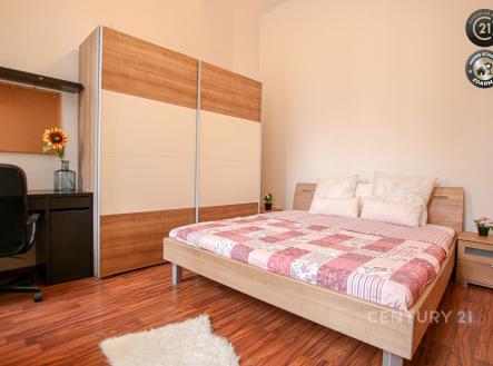 . | Pronájem bytu, 2+kk, 56 m²