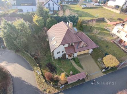 . | Prodej - dům/vila, 325 m²