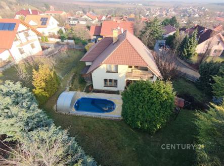 . | Prodej - dům/vila, 325 m²