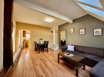 . | Prodej bytu, atypický, 88 m²