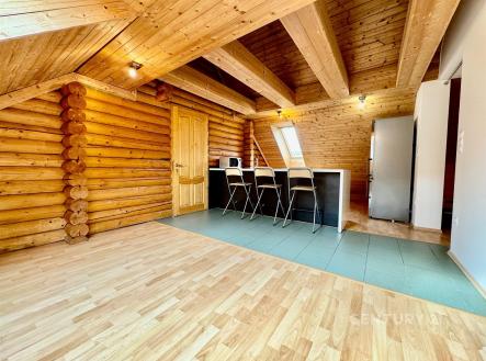 . | Pronájem bytu, 2+kk, 74 m²