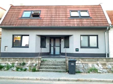 . | Pronájem bytu, 2+kk, 64 m²