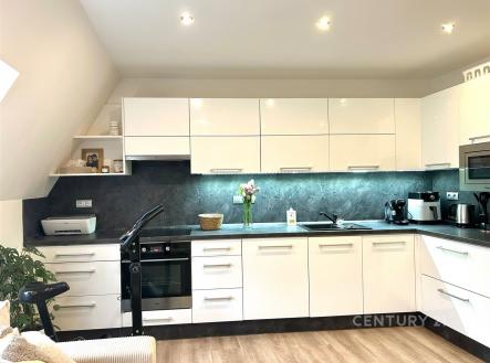 . | Pronájem bytu, 2+kk, 64 m²