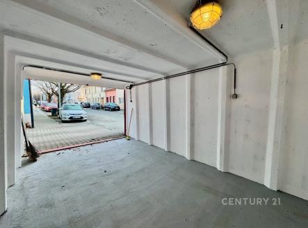 . | Prodej - malý objekt/garáž