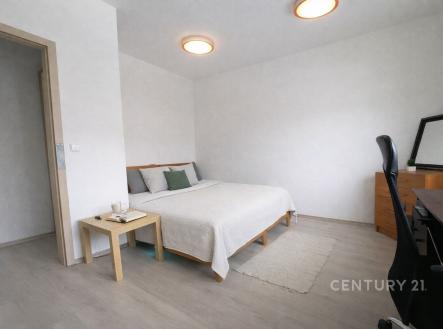 . | Pronájem bytu, garsoniéra, 17 m²