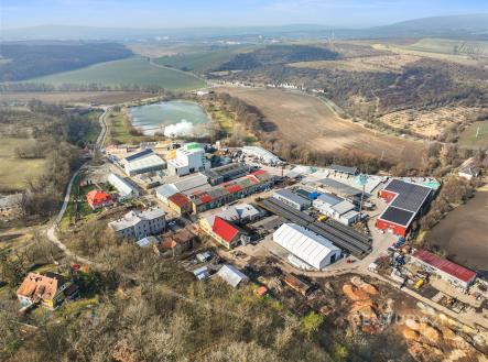 . | Prodej - výrobní prostor, 2 905 m²