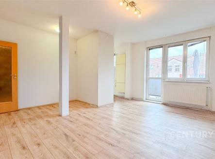 . | Pronájem bytu, 1+kk, 38 m²
