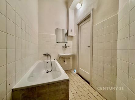 . | Pronájem bytu, 2+1, 69 m²