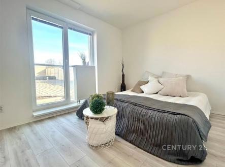 . | Pronájem bytu, 3+kk, 50 m²