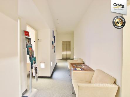 . | Pronájem - kanceláře, 47 m²