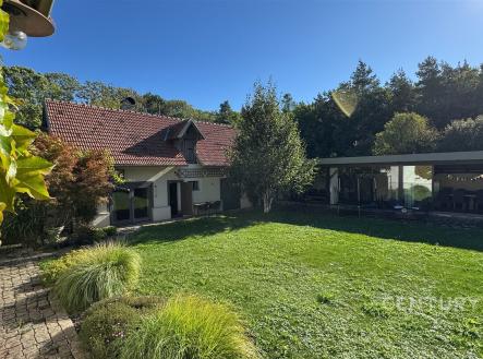 nádvoří | Prodej - dům/vila, 600 m²