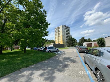 . | Prodej - malý objekt/garáž