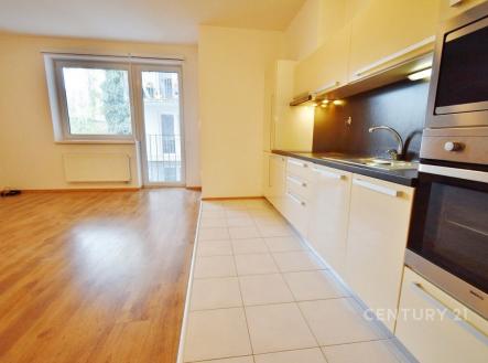 . | Pronájem bytu, 3+kk, 83 m²