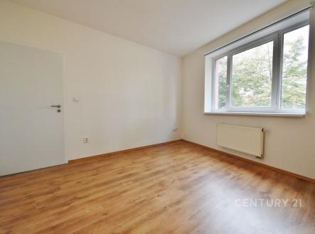 . | Pronájem bytu, 3+kk, 83 m²