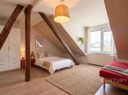 . | Pronájem bytu, 3+kk, 94 m²