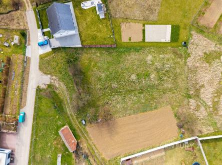 . | Prodej - pozemek pro bydlení, 1 676 m²