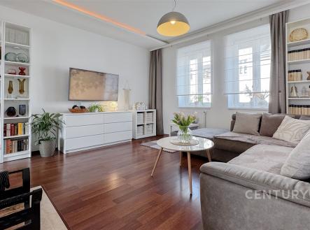 . | Prodej - dům/vila, 216 m²