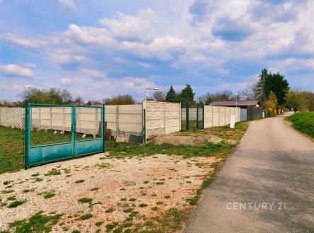 . | Prodej - pozemek pro bydlení, 1 057 m²