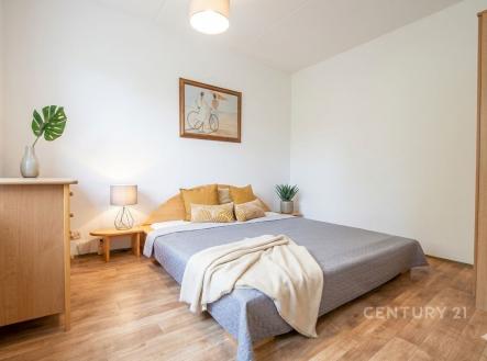 . | Pronájem bytu, 1+1, 35 m²