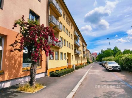 . | Prodej bytu, 3+kk, 68 m²